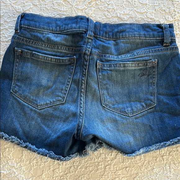 DL1961 Girls’ Blue Jean Shorts with Frayed Hem— size 12 - Picture 3 of 4